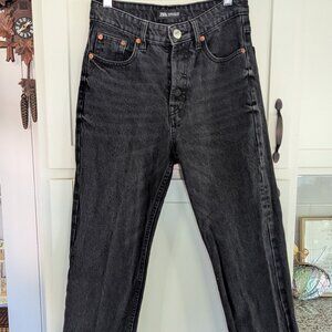 Zara Black Faded Raw Hem Crop Jeans Women Size 4 Organic Cotton High Rise